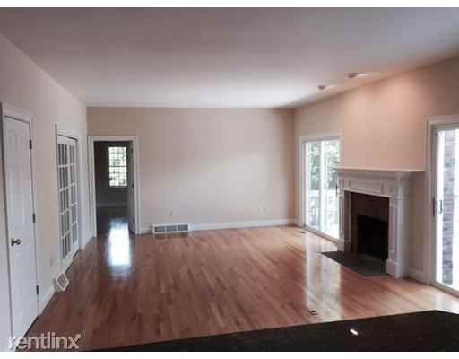 12 Stonefield Ct - Photo 3 of 4