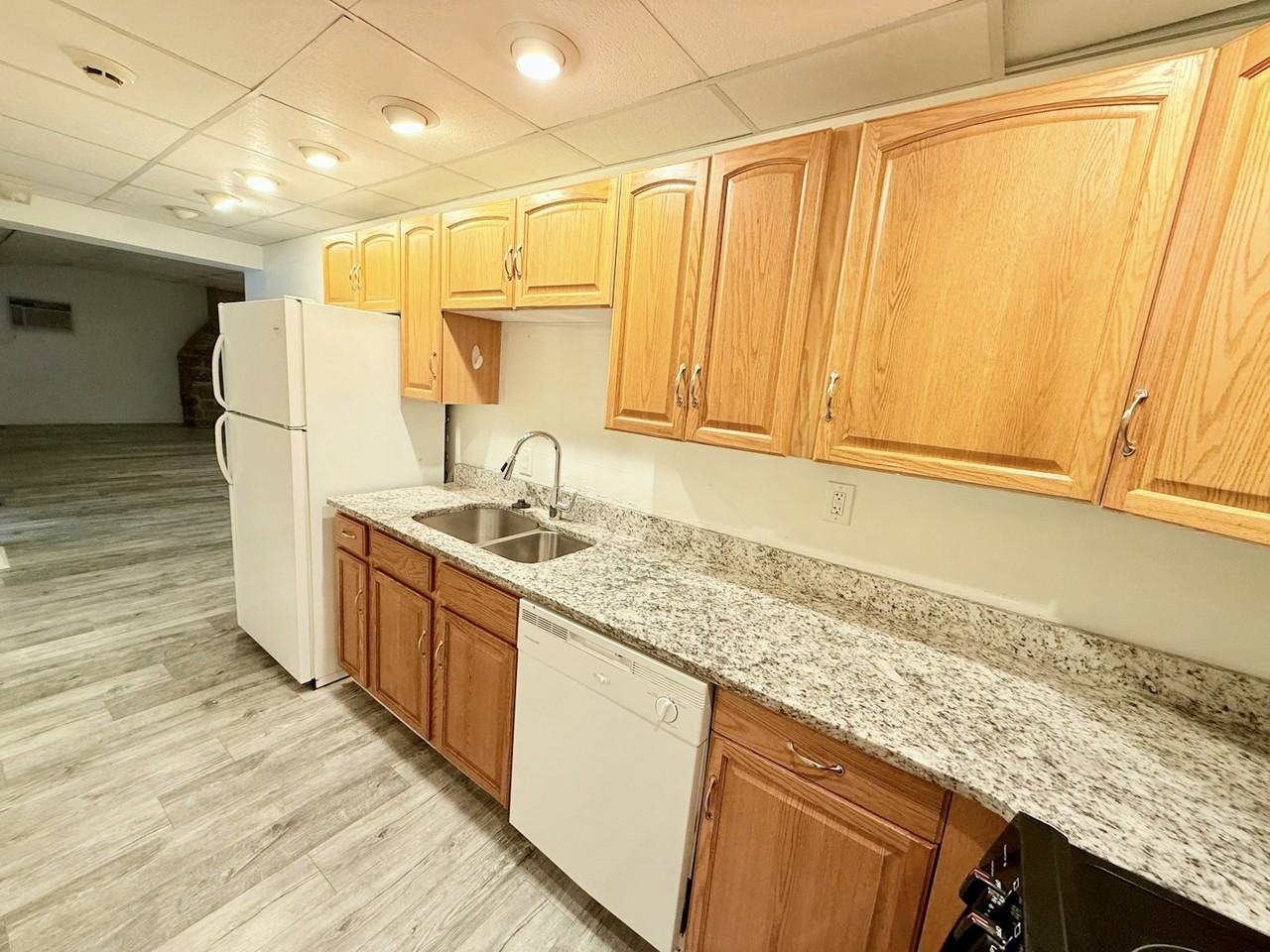 145 Spring Valley Road, Unit 145-#1A - 2bed room - Photo 6 of 9