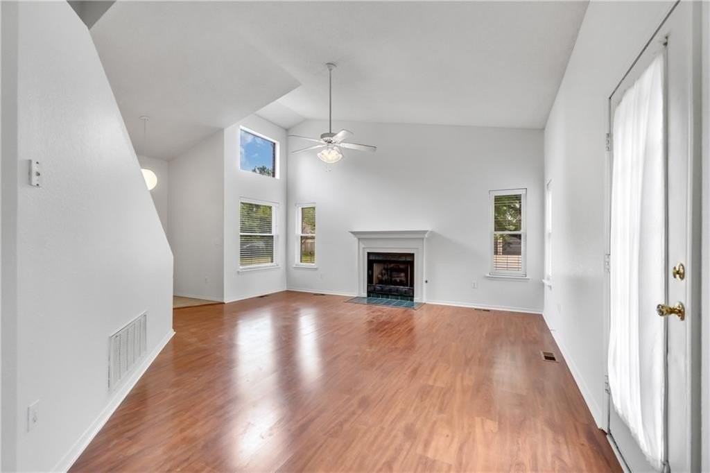 1839 North Hunter's Ridge - Photo 7 of 26