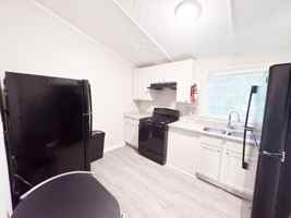 featured image of Elkridge Dr