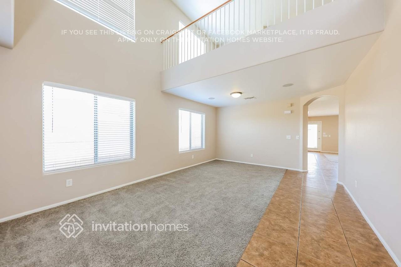 4107 S 55th Dr - Photo 4 of 18