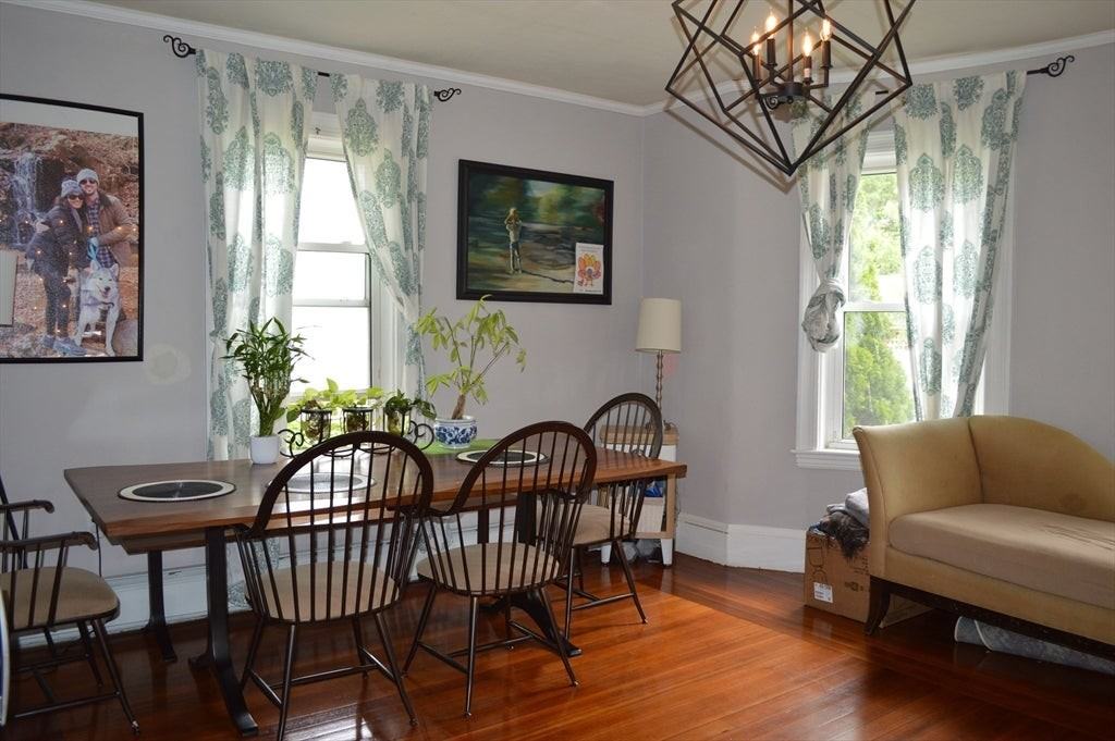 35 Oliver St - Photo 7 of 20