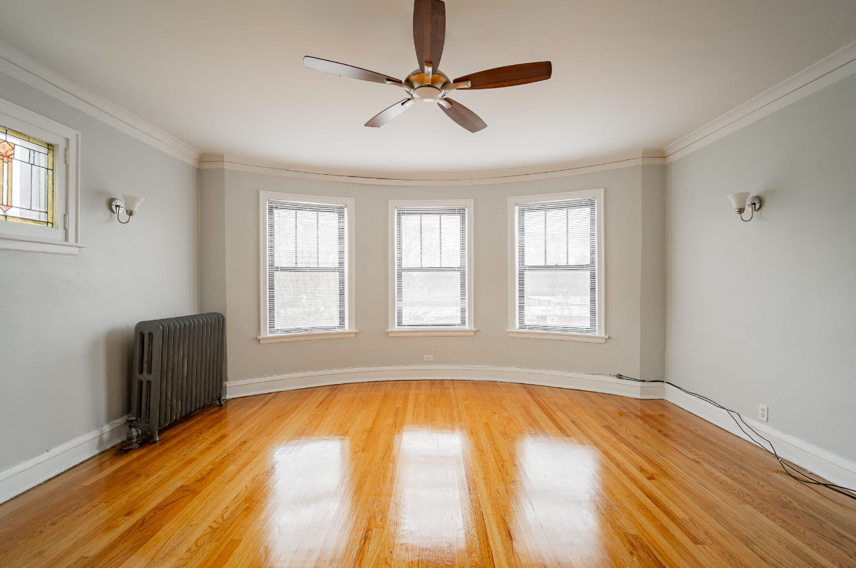 4746 S Woodlawn Ave #3E - Photo 2 of 34