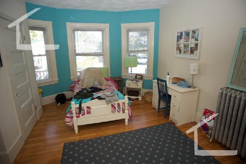 41 Coolidge Rd #1 - Photo 2 of 7