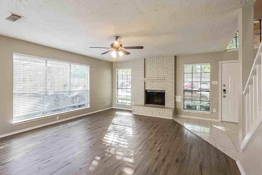 1909 Wildwood Ridge Dr - Photo 5 of 17