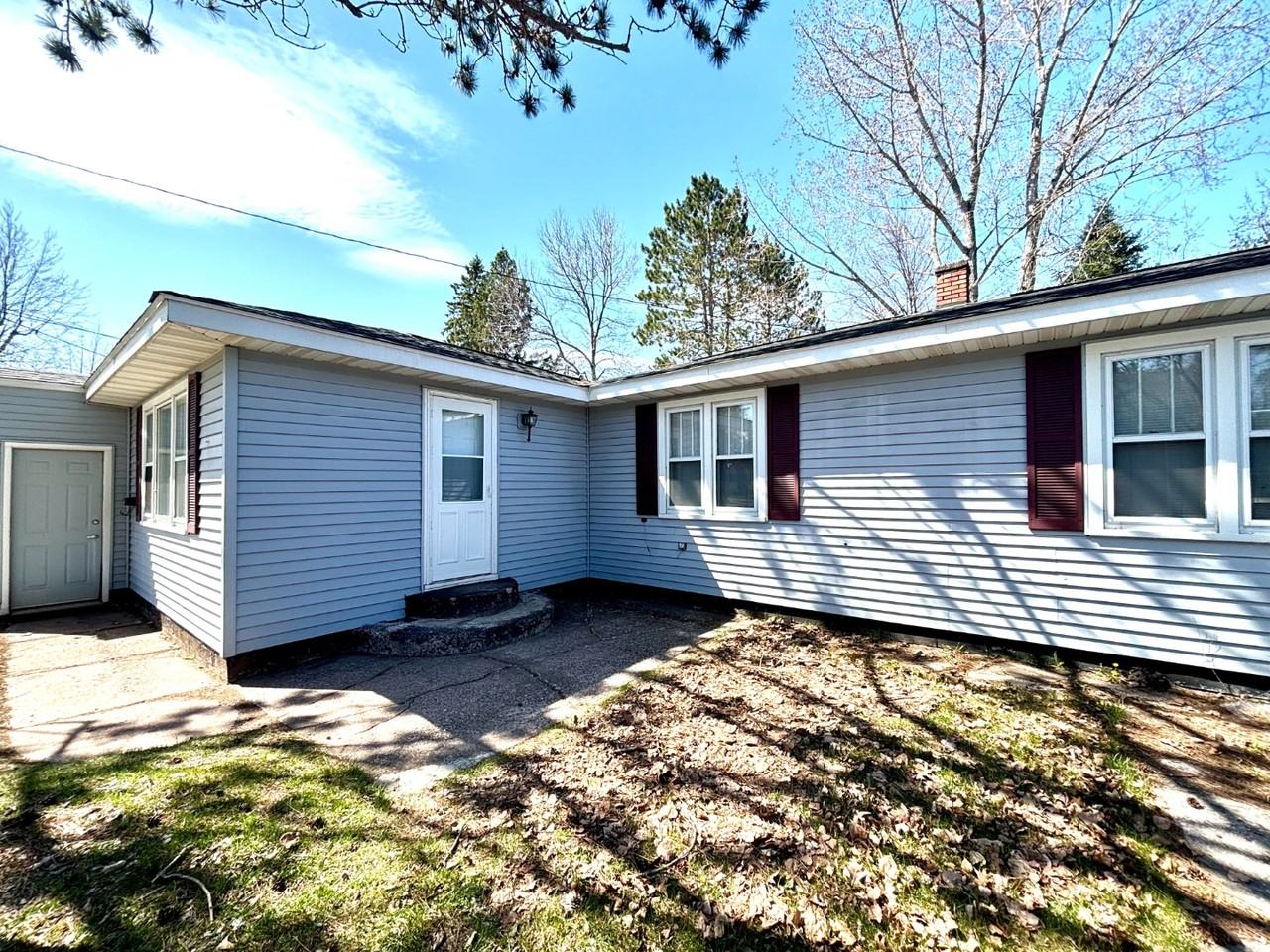 919 Nightingale St - Photo 2 of 16