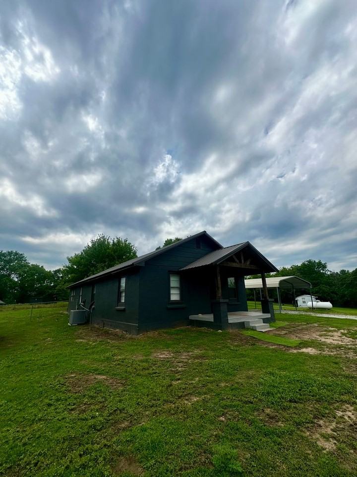 12541 County Road 3530 - Photo 2 of 12
