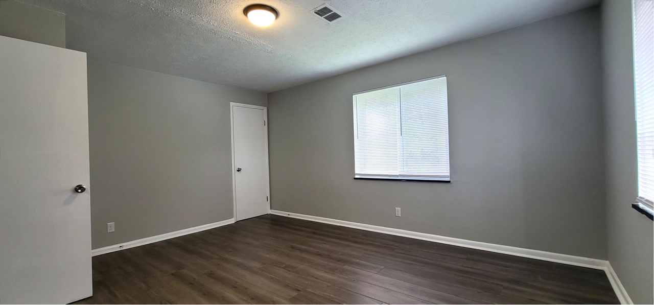 127 Scott Ave #6 - Photo 7 of 14