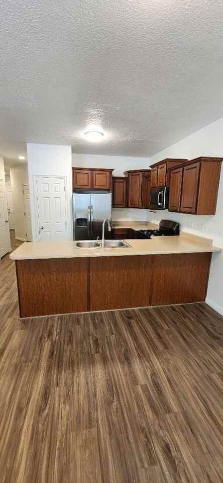 159 N 1580 W - Photo 2 of 28