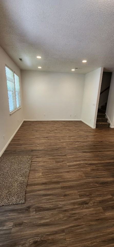 159 N 1580 W - Photo 5 of 28