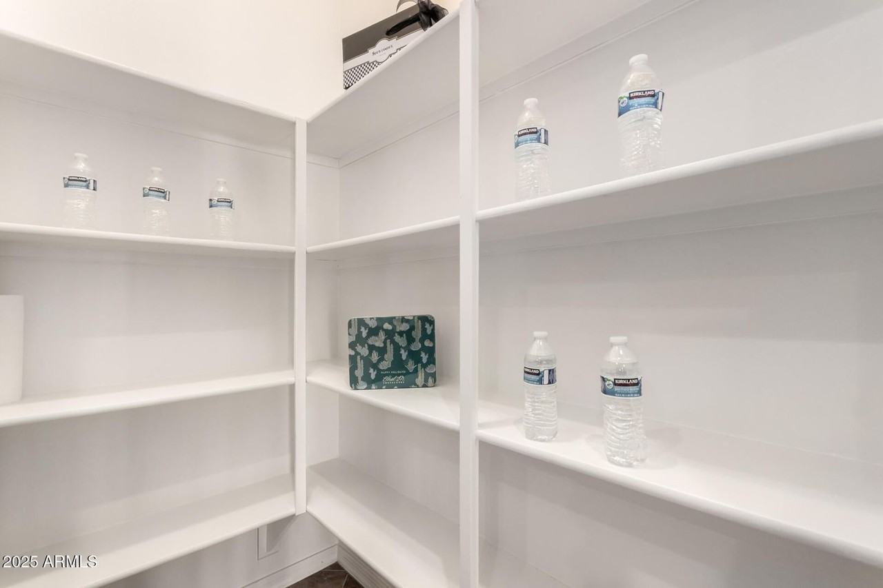 4102 E Crescent Way - Photo 7 of 50