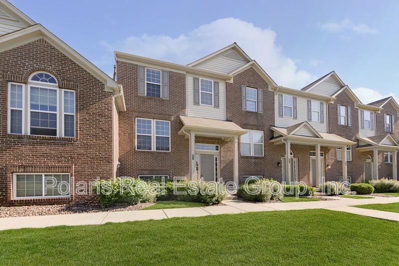 8333 Clayhurst Dr - Photo 2 of 30