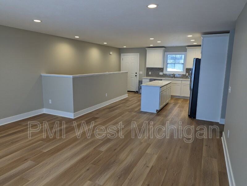 30 Ransom St Sw - Photo 2 of 22