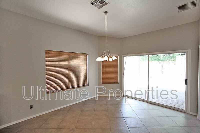 15710 N 34th St - Photo 6 of 20