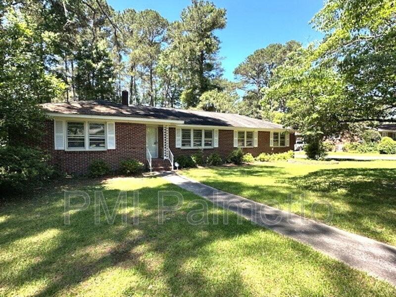 529 Skyland Dr - Photo 2 of 30