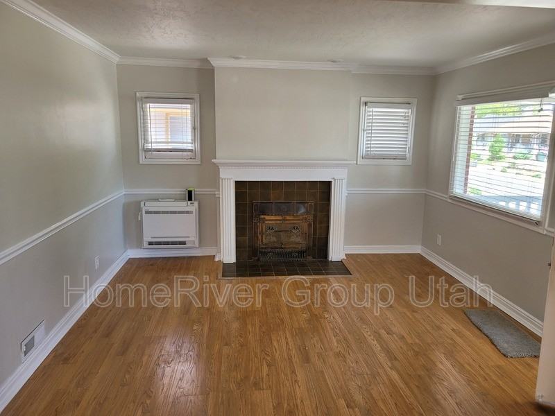 632 E Wilson Ave - Photo 5 of 24
