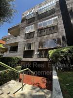 featured image of 412 N Kenwood St #304
