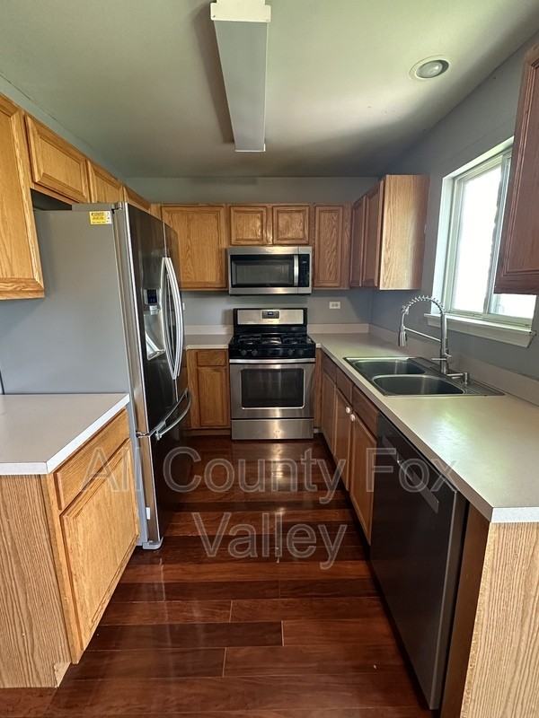 2627 Jenna Cir - Photo 3 of 17