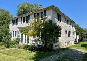 featured image of 19 Saluda St #4