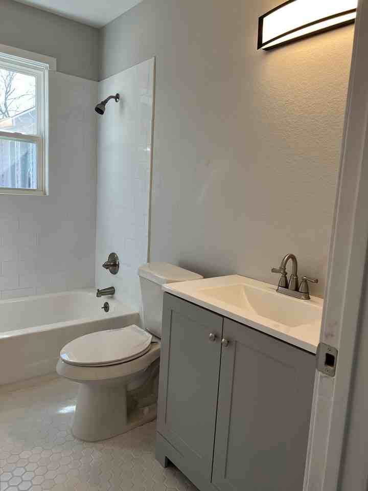 1918 Mountain Lake Rd #A - Photo 3 of 4