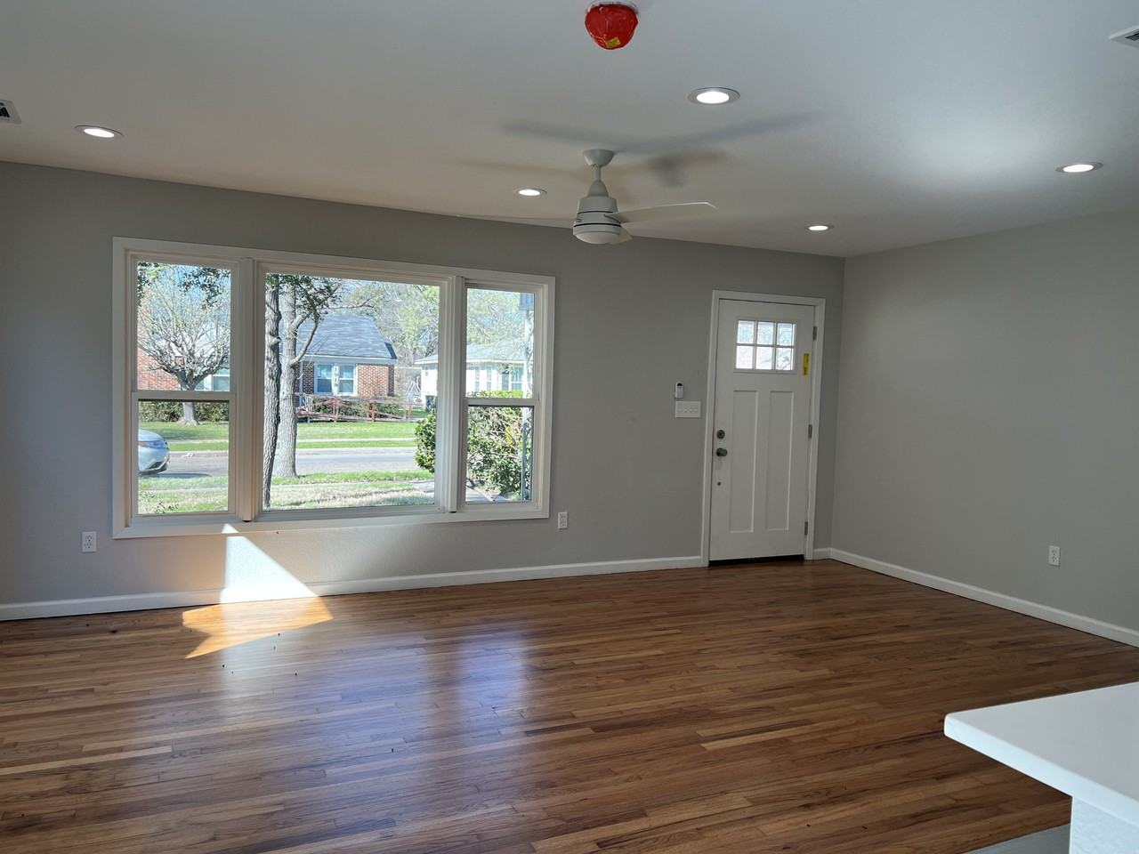 1918 Mountain Lake Rd #A - Photo 4 of 4