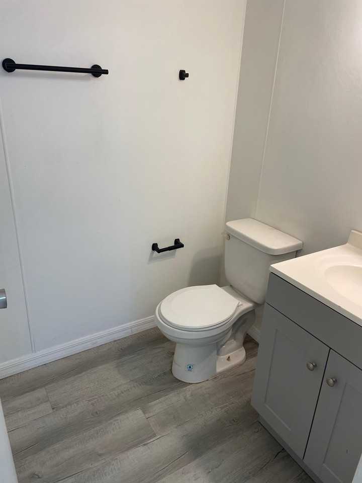 203 5th St #1 - Photo 5 of 5