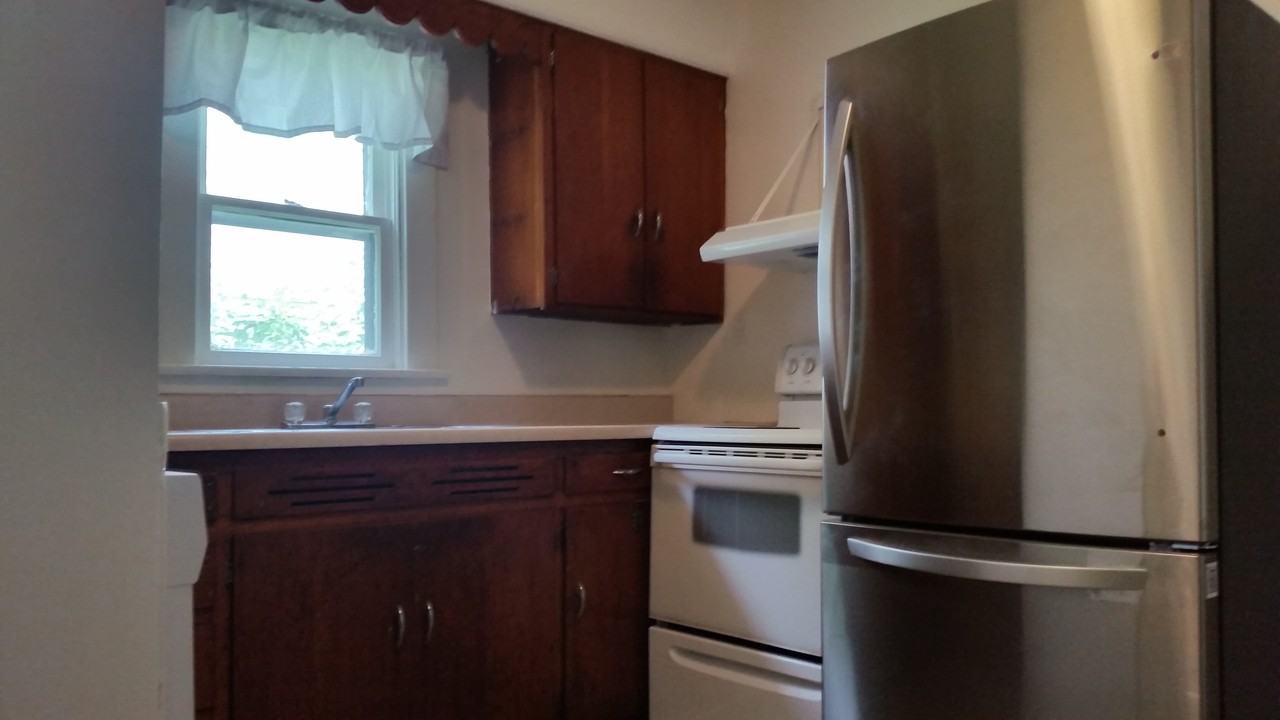 580 Harrison Ave #NA - Photo 3 of 18