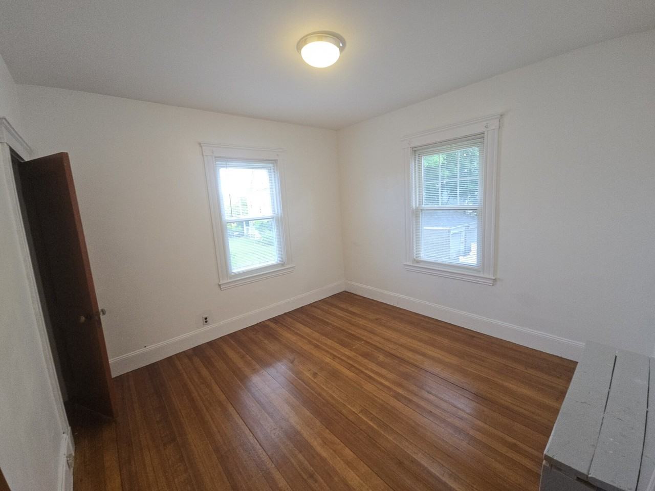 52 Parsons St #1 - Photo 6 of 12