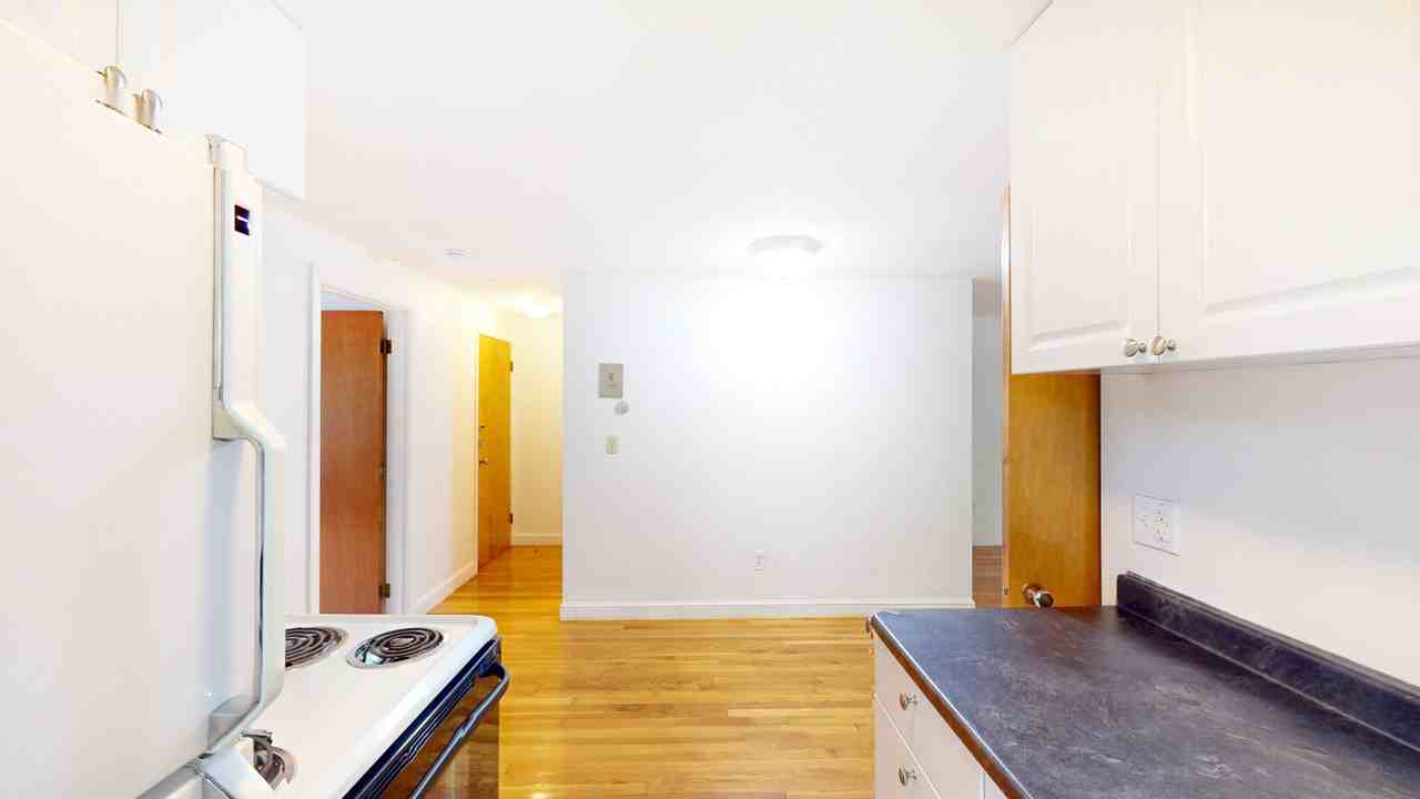 191 W Wyoming Ave #11 - Photo 5 of 16