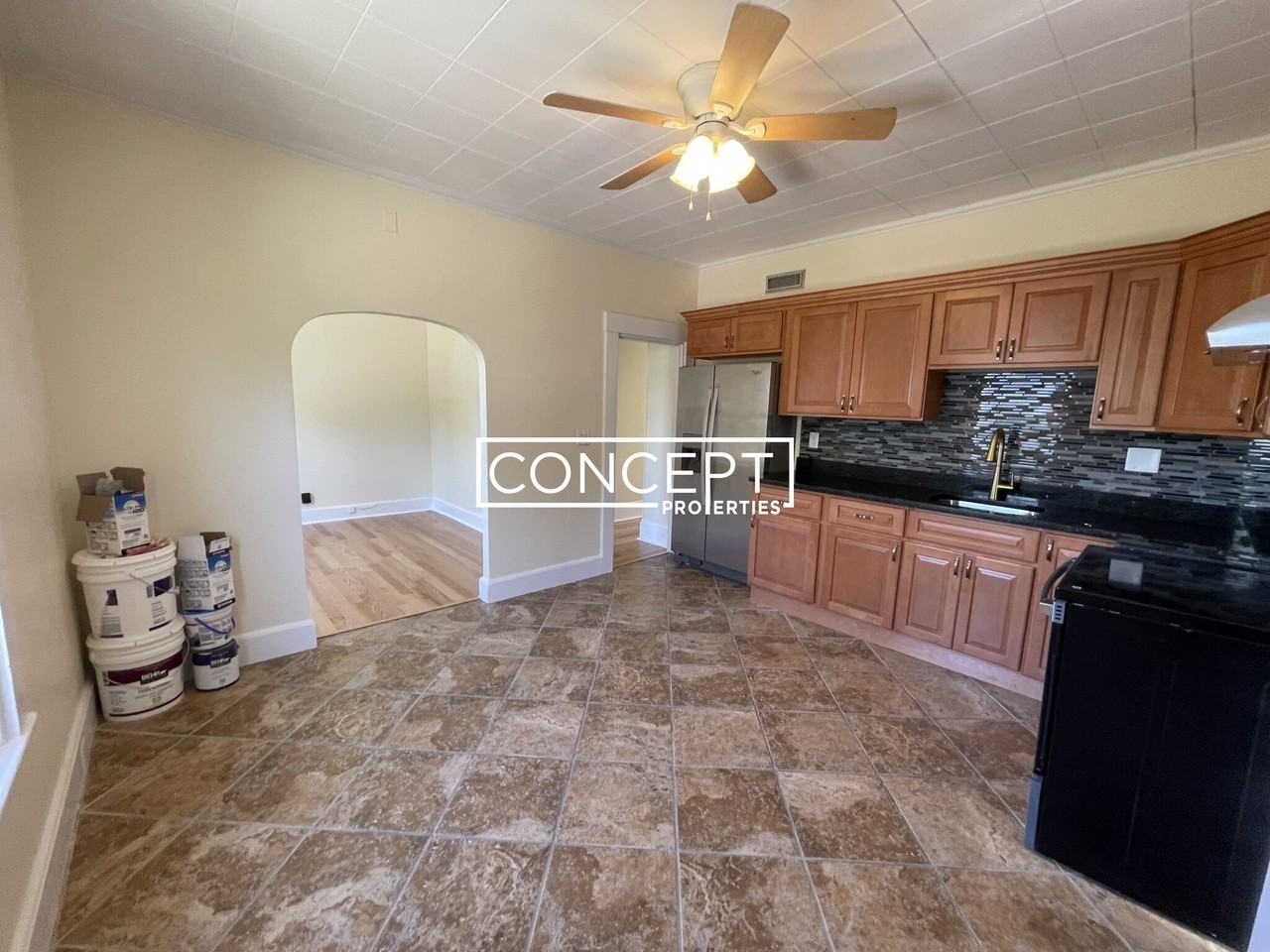 18 Shawmut St #2 - Photo 2 of 10