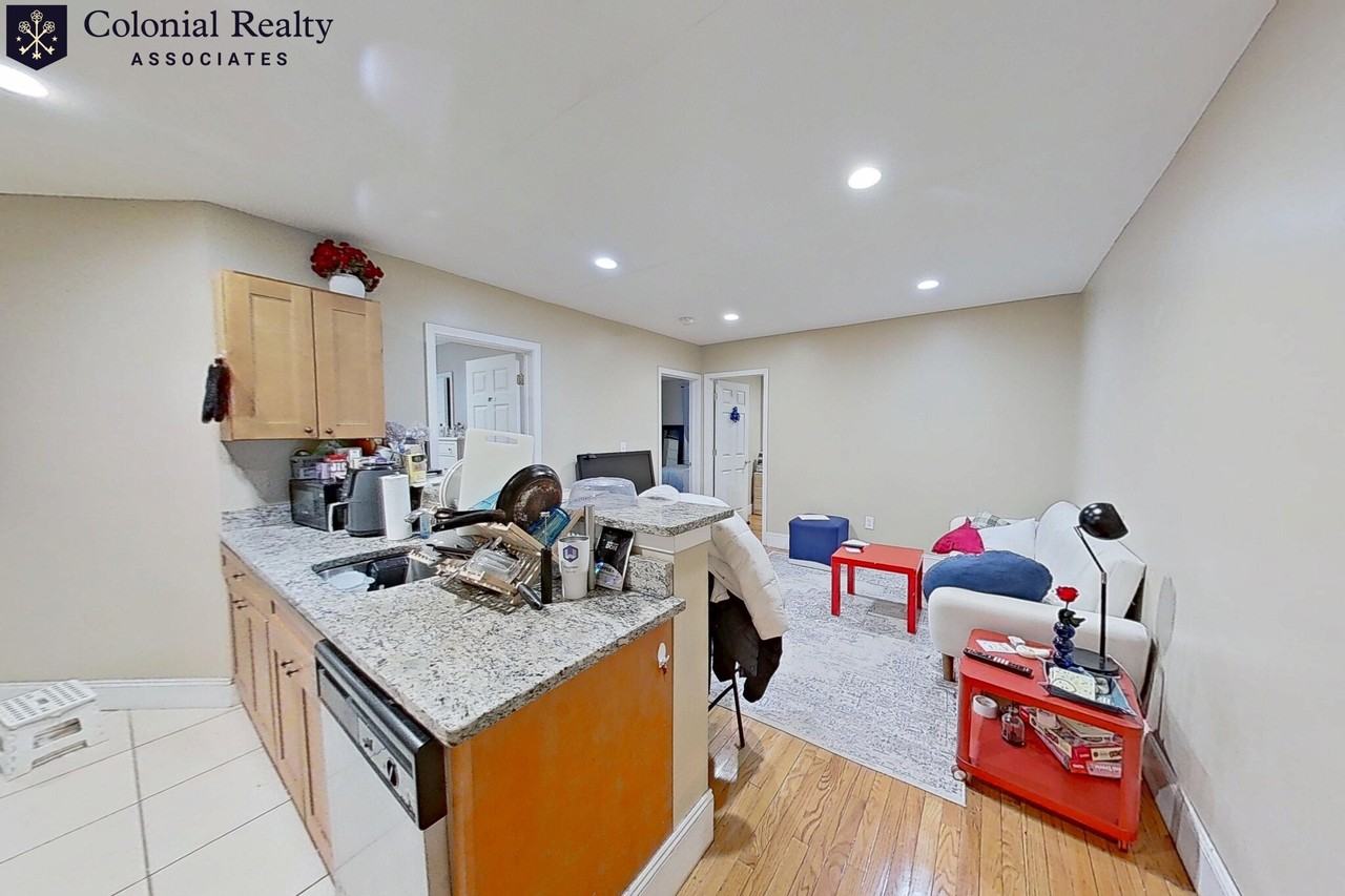 308 Saint Paul St #5 - Photo 2 of 33