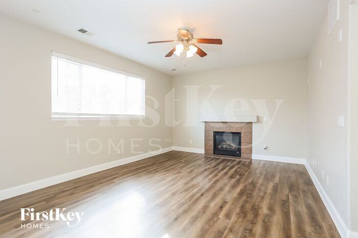 7492 S Norfolk Way - Photo 2 of 15