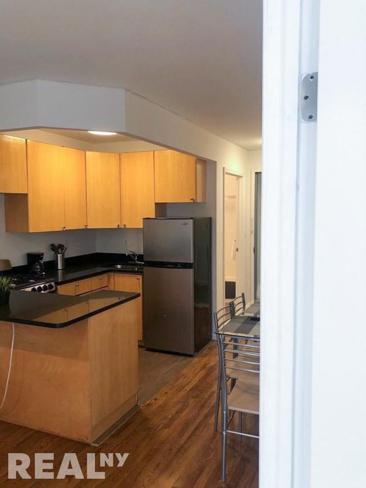 10th Ave #4B - Photo 2 of 7