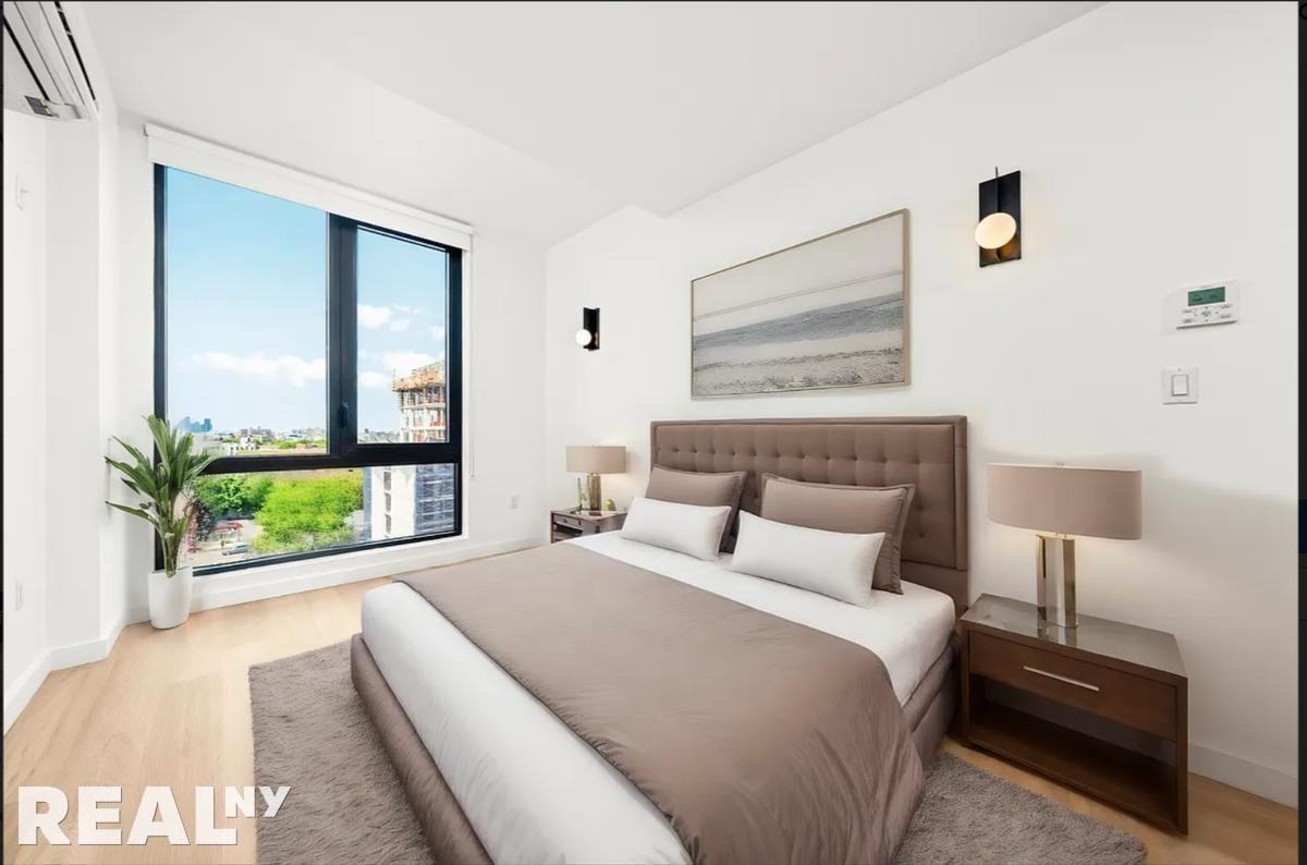 Pacific St #511 - Photo 5 of 15