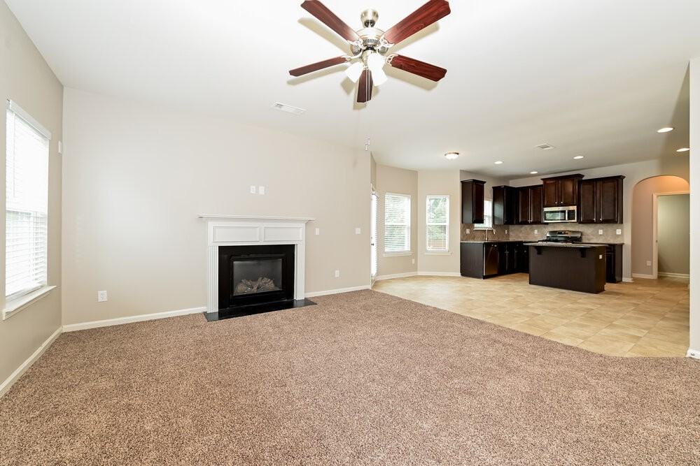 221 Christopher Michael Ln - Photo 5 of 17