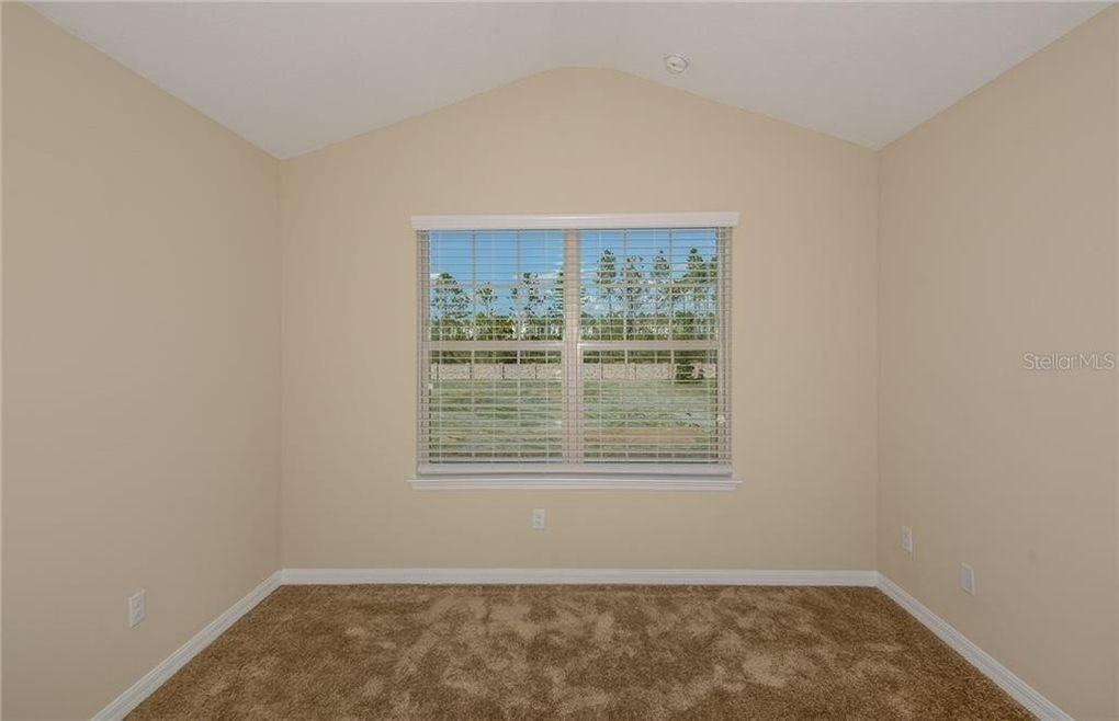 3890 Grassland Dr #1 - Photo 5 of 8