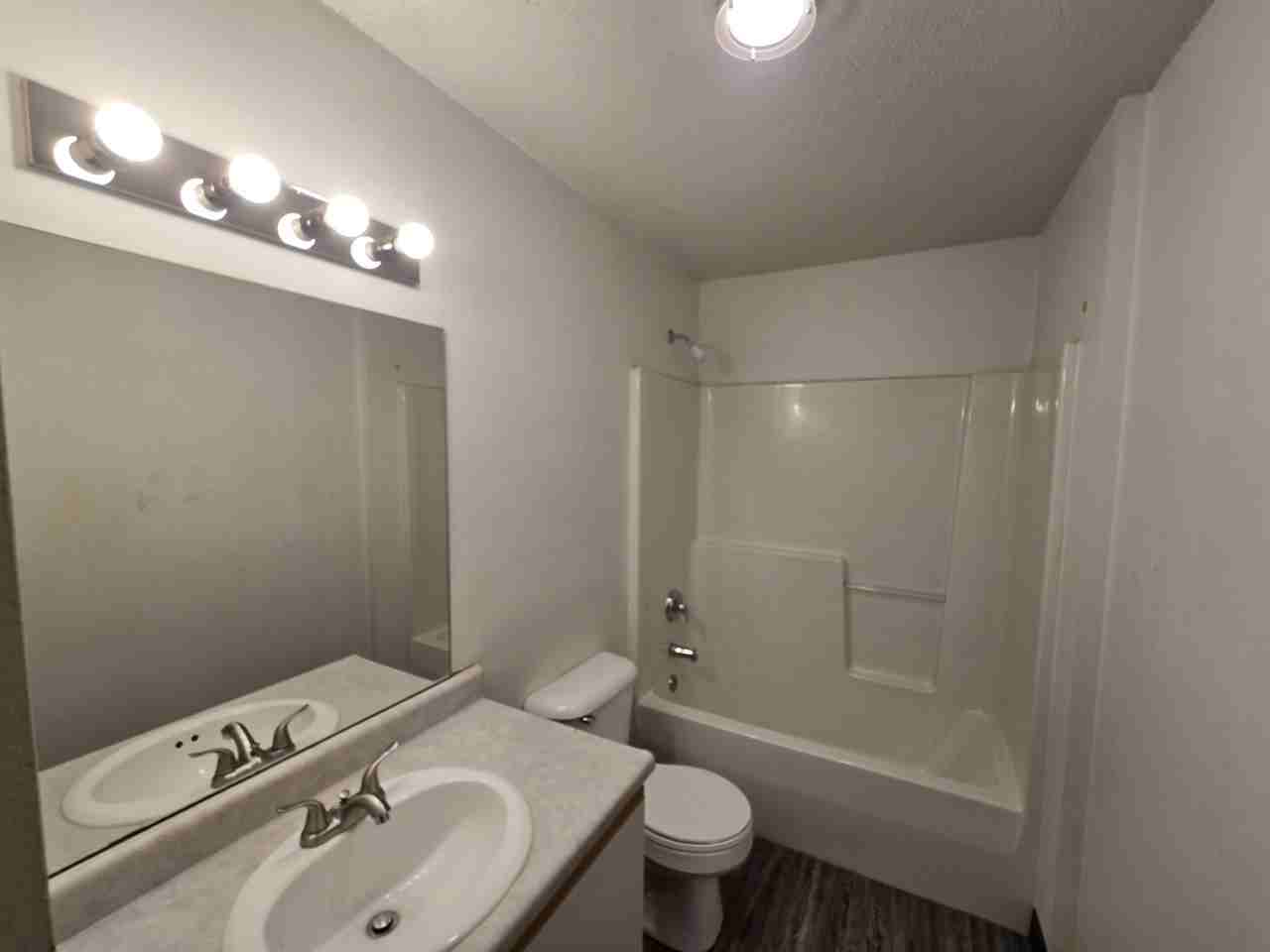 60 Miller Ave Sw #12 - Photo 3 of 26