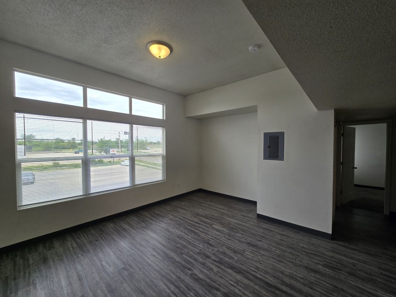 60 Miller Ave Sw #12 - Photo 7 of 26