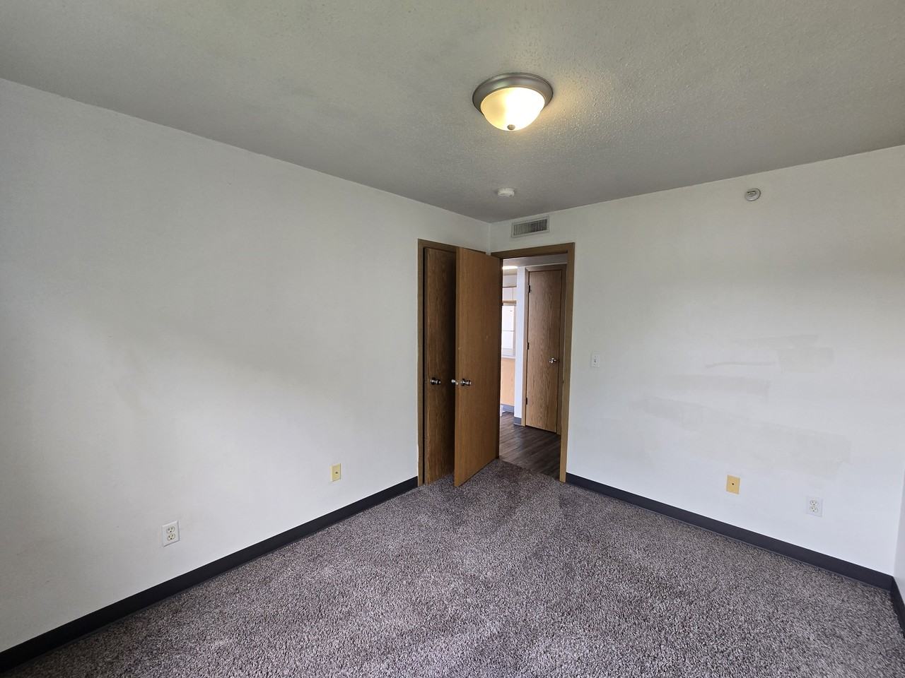 60 Miller Ave Sw #12 - Photo 5 of 26