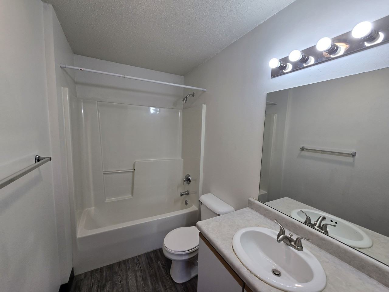 60 Miller Ave Sw #12 - Photo 2 of 26