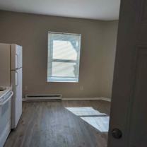601 E 10th St #B - Photo 1 of 1