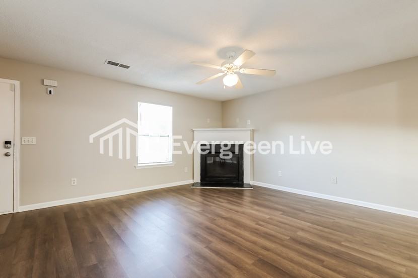 358 Coral Cir - Photo 2 of 15