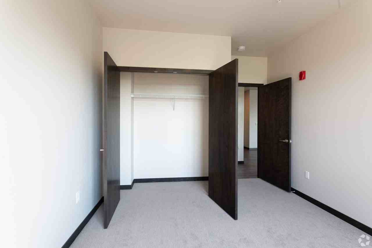 ELEMENT Apartments I - 746 - Photo 5 of 8