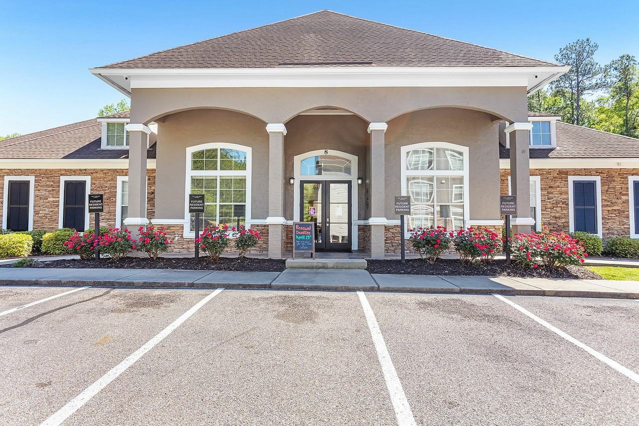 The Chelsea - Photo 2 of 32