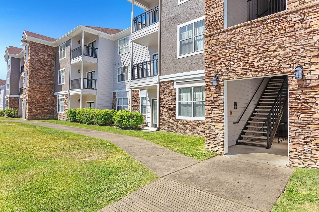 The Chelsea - Photo 3 of 32