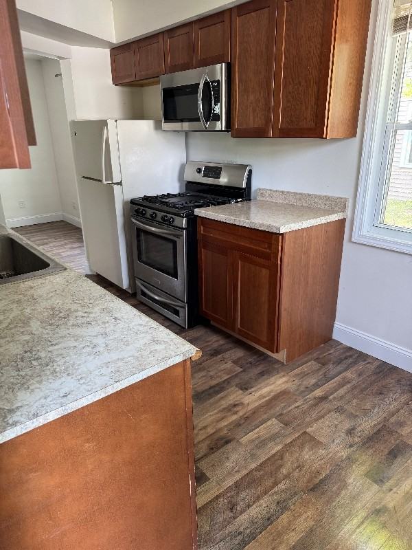 1843 Burry Circle Dr - Photo 3 of 10