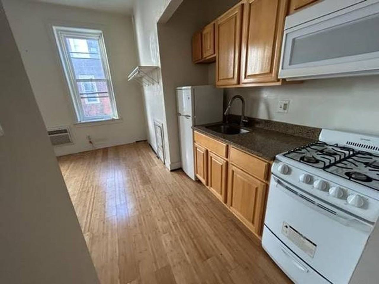 501 North 35th Street - Photo 5 of 30