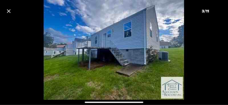 1611 Rivermont Hts - Photo 3 of 10
