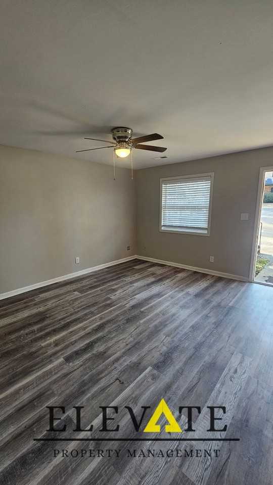 Strawberry Commons - Photo 3 of 6