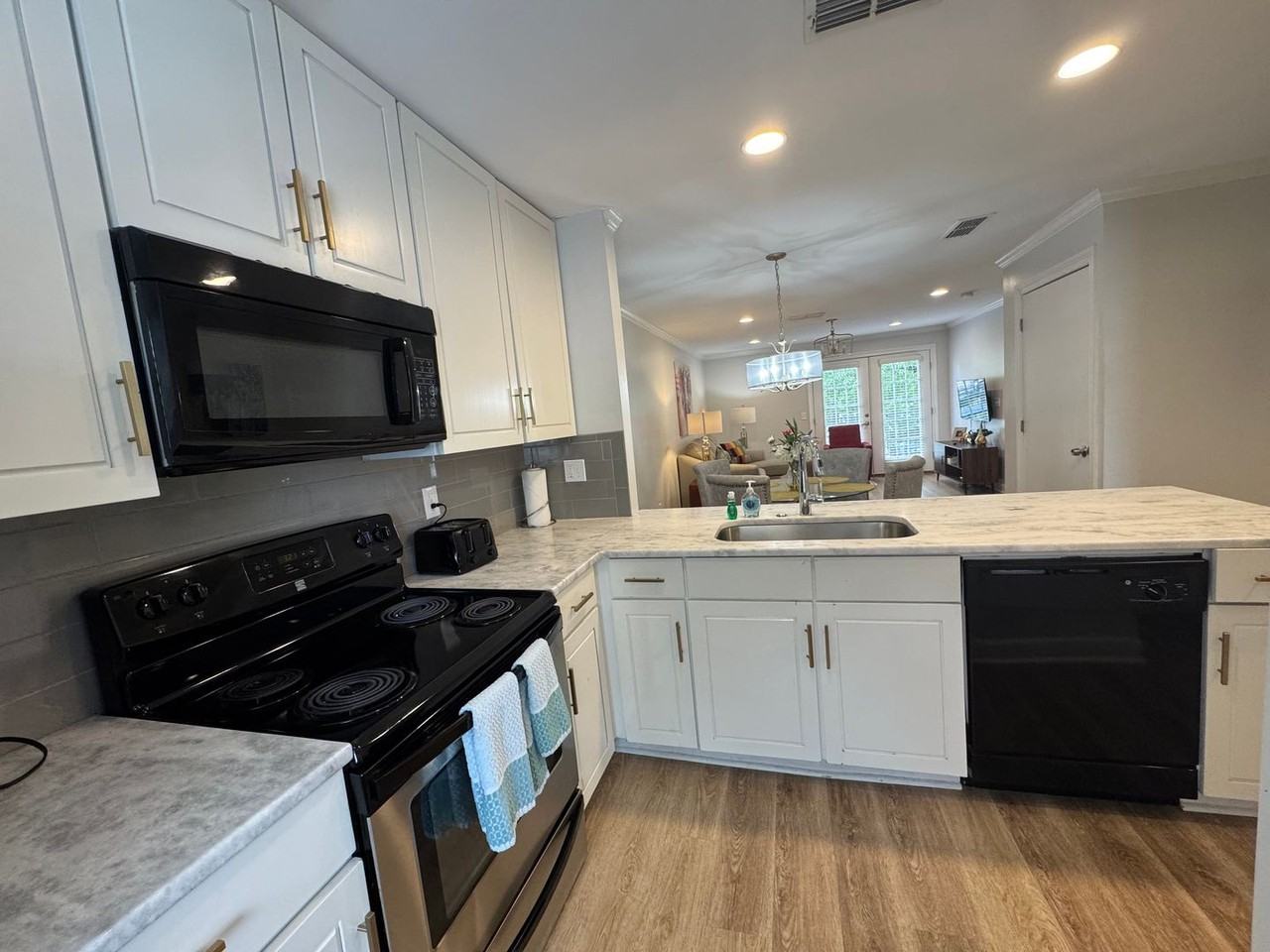 2112 Old Taylor Rd #B6 - Photo 3 of 15